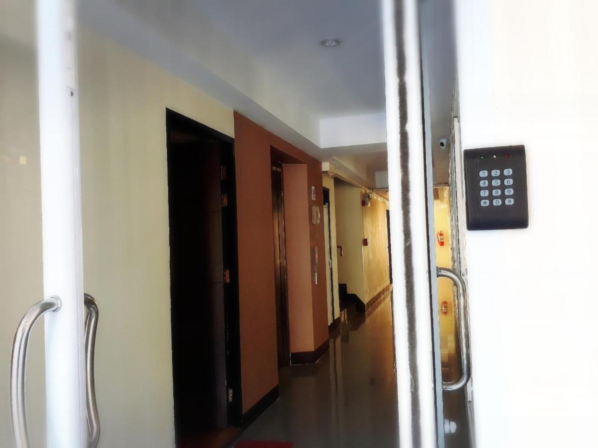 Airport A1 Hotel Csiangmaj Kültér fotó