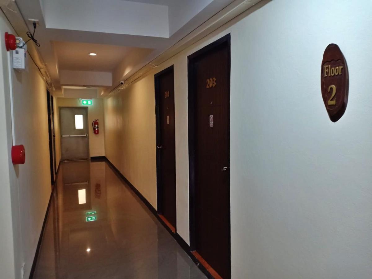 Airport A1 Hotel Csiangmaj Kültér fotó