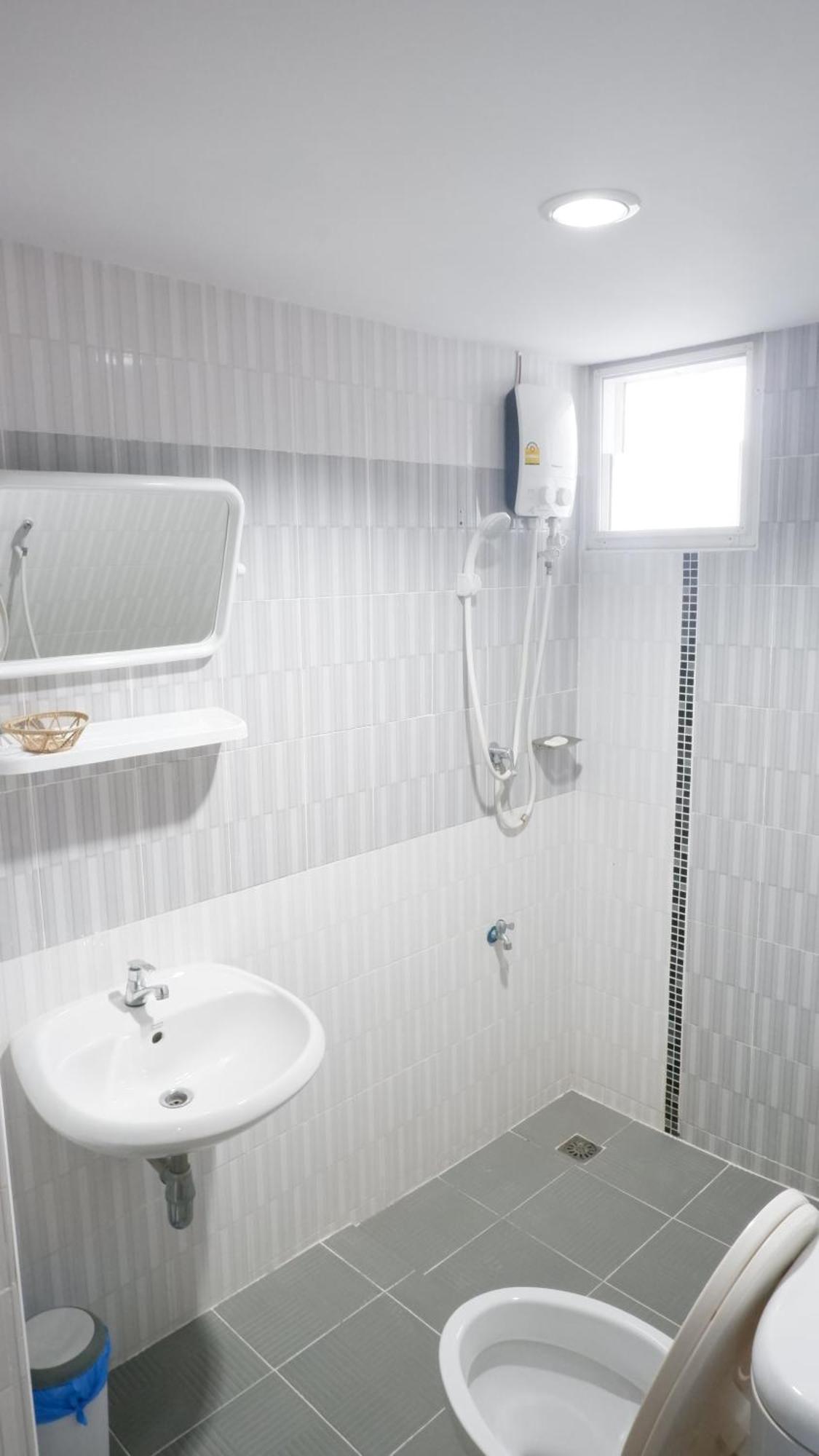 Airport A1 Hotel Csiangmaj Kültér fotó