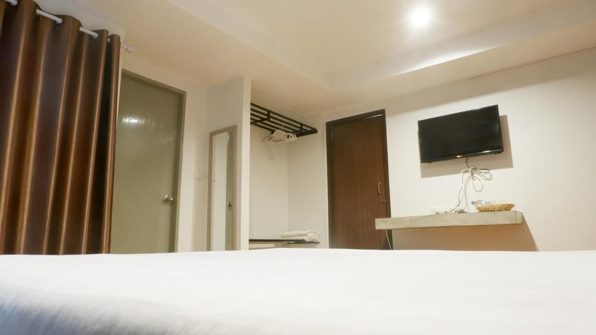 Airport A1 Hotel Csiangmaj Kültér fotó